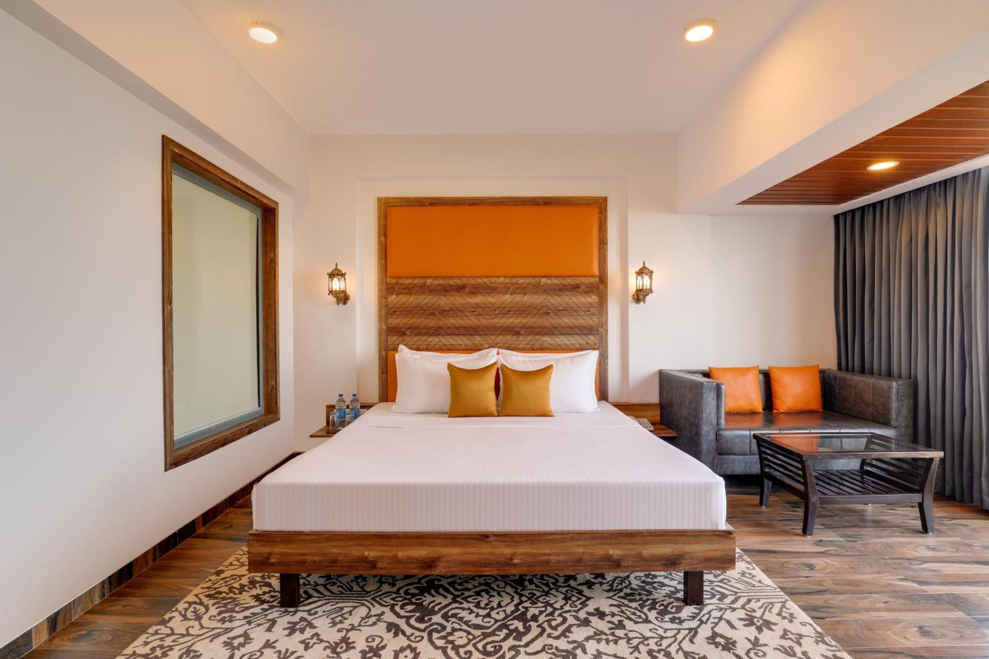 Lemon Tree Hotel, Dapoli Luaran gambar